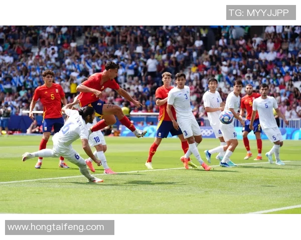 足球惊鸿：激情与梦想交织的绿茵传奇之旅